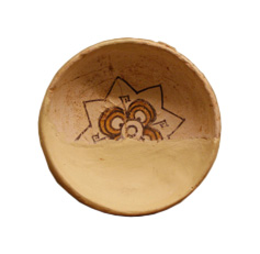 Κύπελλο. Πολύχρωμη κεραμική Κωνσταντινούπολης. Ανασκαφή Καστέλλας. 10ος αι.μ.Χ