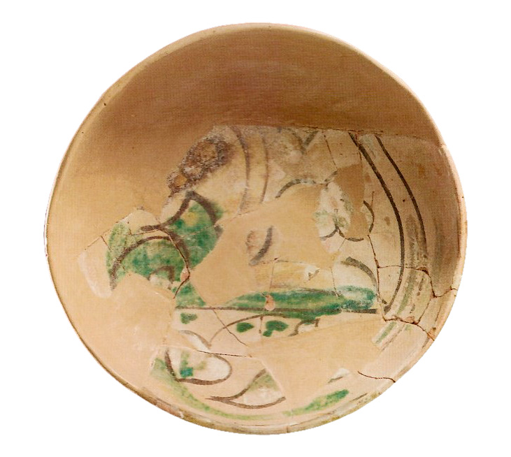 Πινάκιο εισηγμένο από την Ισπανία.  Ανασκαφή  Αγίου Πέτρου των Δομινικανών. 10ος αι. μ.Χ.