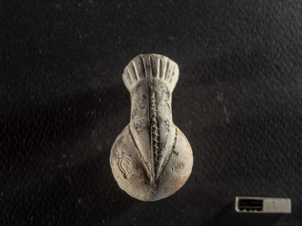 Πήλινη πίπα καπνού. Ανασκαφή Αγίου Πέτρου Δομινικανών. 18ος αι. μ.Χ.