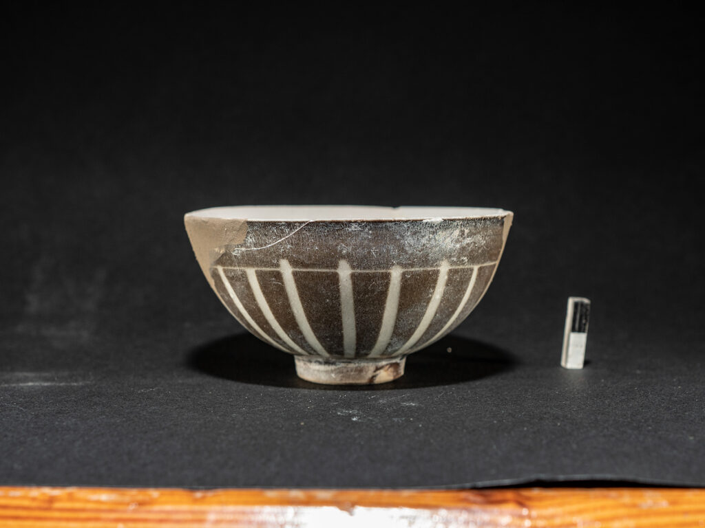 Μικρή κούπα. Ανασκαφή Αγίου Πέτρου Δομινικανών. 17ος -18ος αι. μ.Χ.